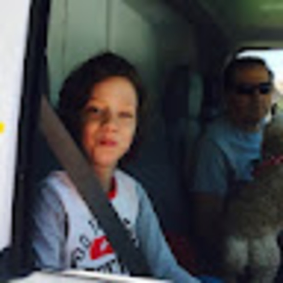 Meet your Posher, Andrea - Picture 1 of 1